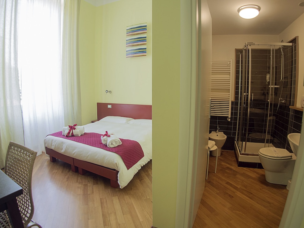 Residenza Viani Guesthouse view 5