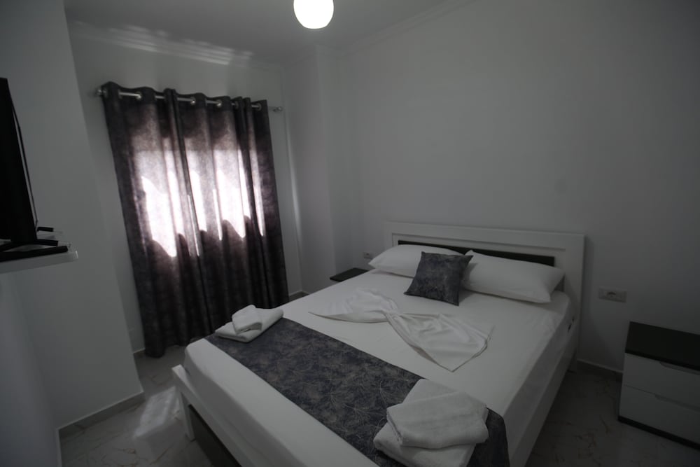 Irdi Aparthotel