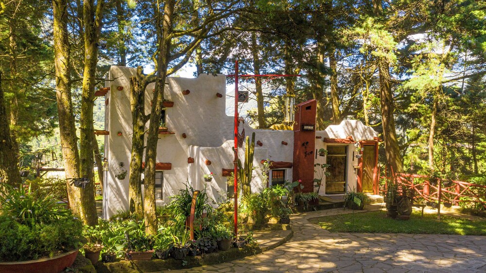 Los Naranjos Town Houses