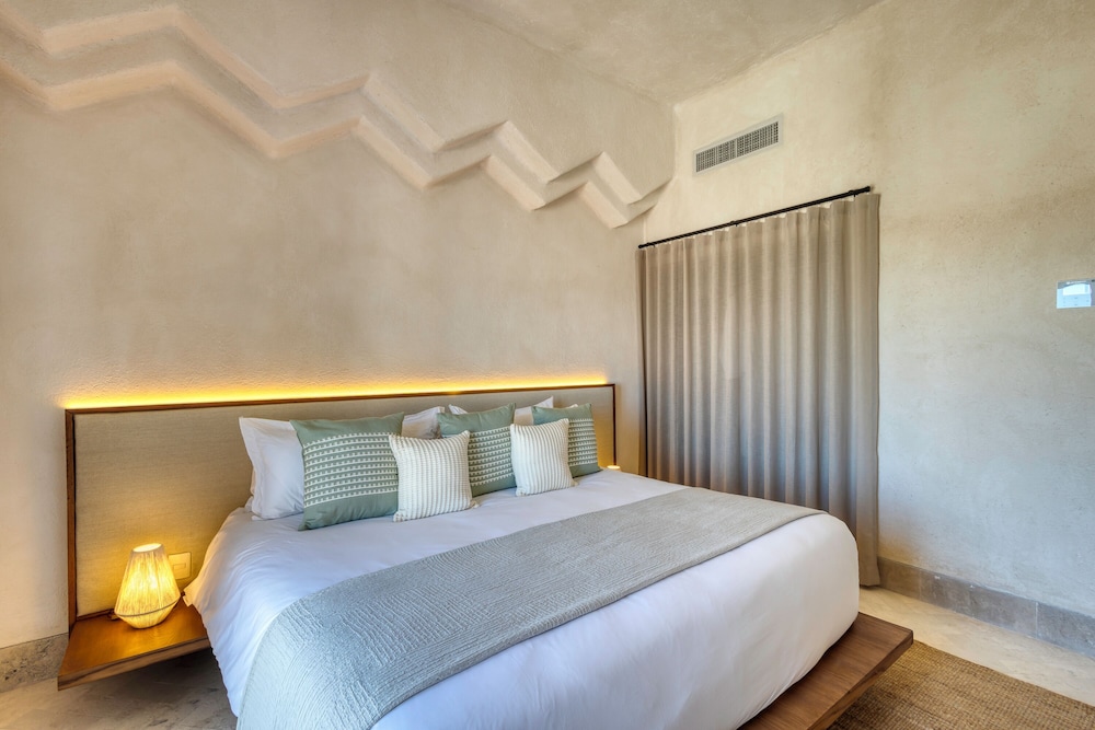 Casa Nima by Lumina