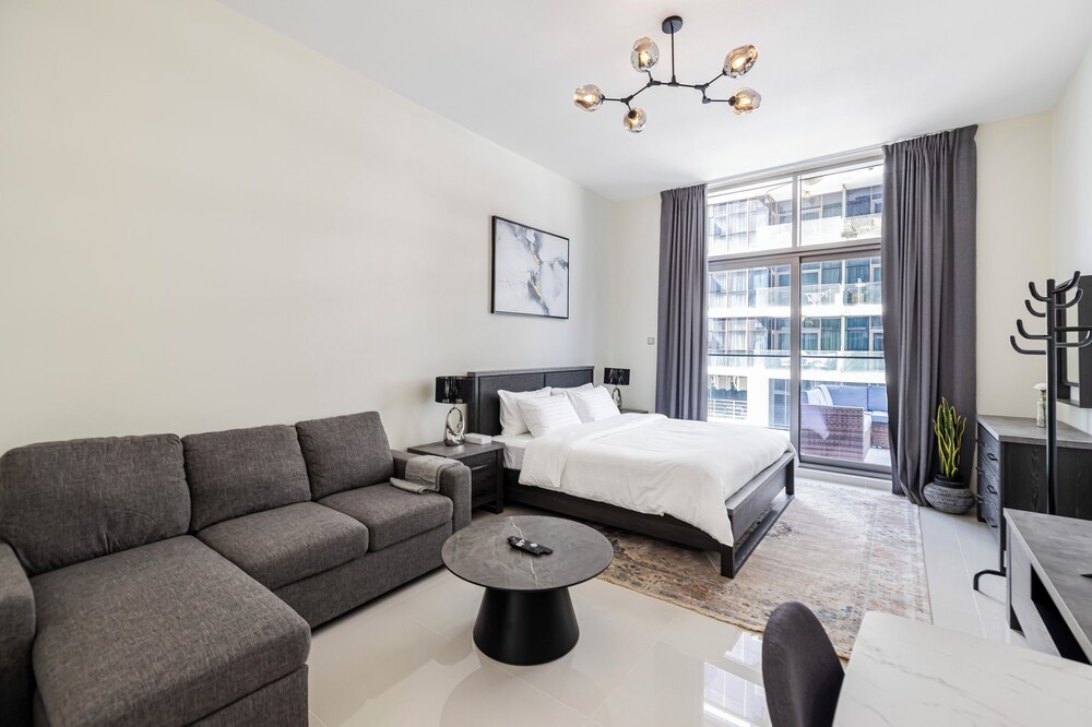 Studio Huge Balcony Loreto 1 Damac Hills