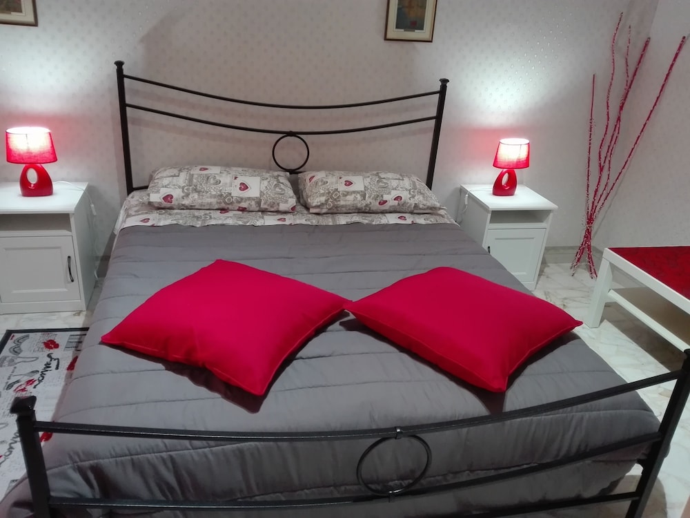 Cataniaedintorni en Catania — bedroom