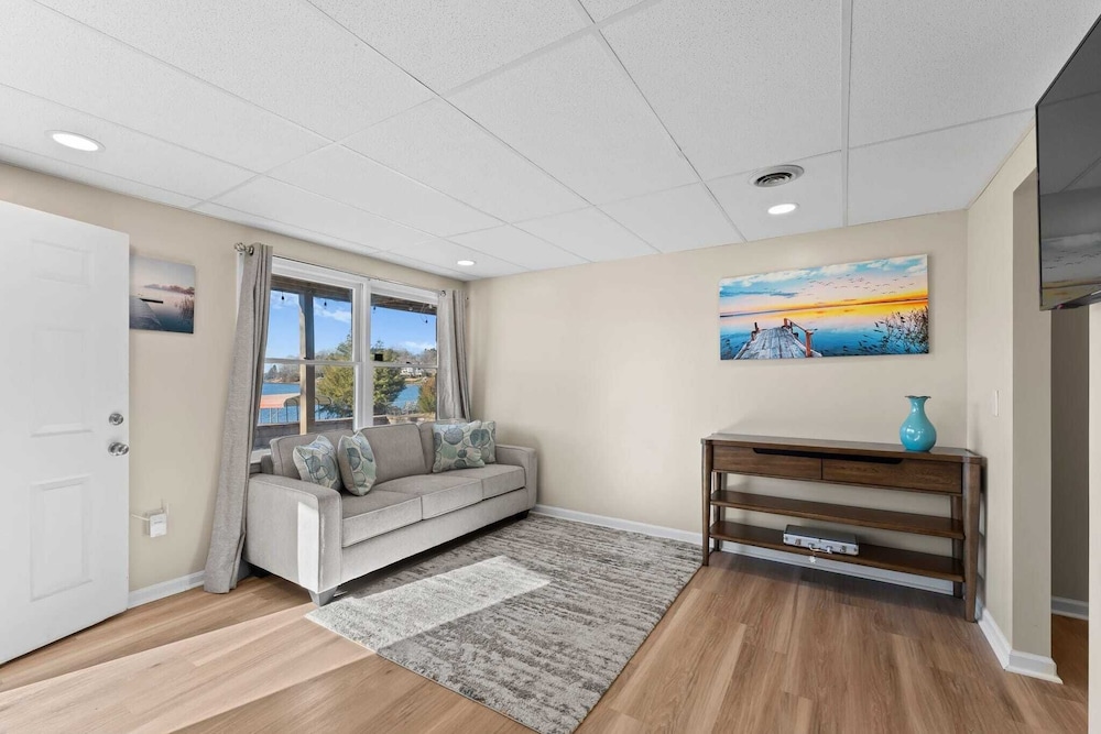 Pleasant Cove Waterfront Getaway With Fire Pit, Deck, and Lake Views