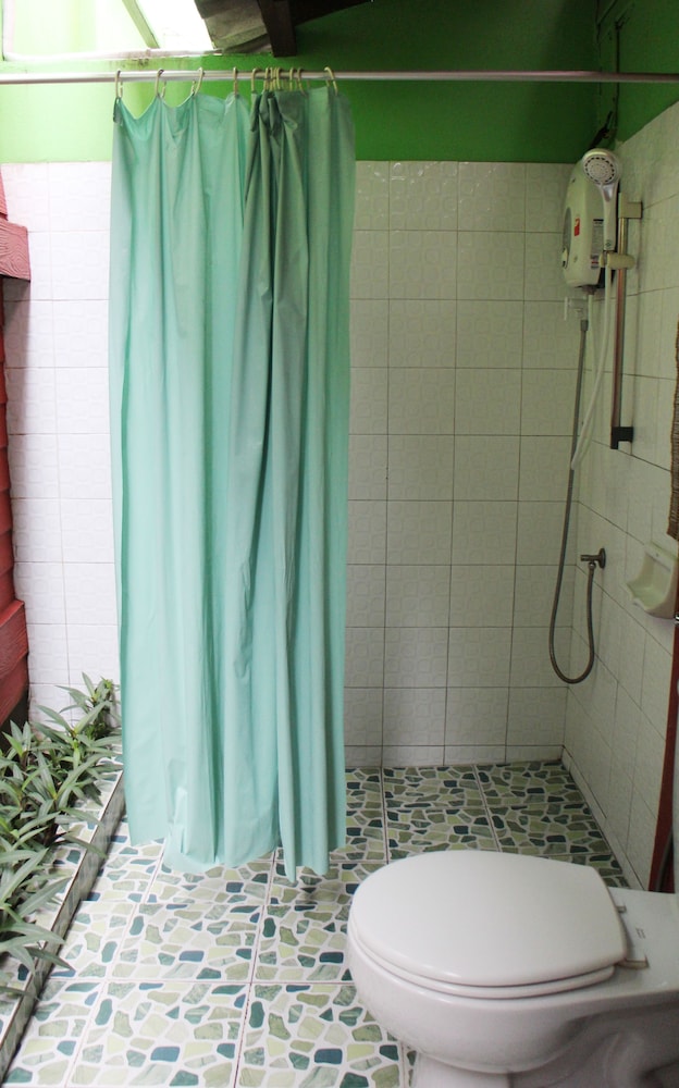 Baan Bua Homestay - Hostel