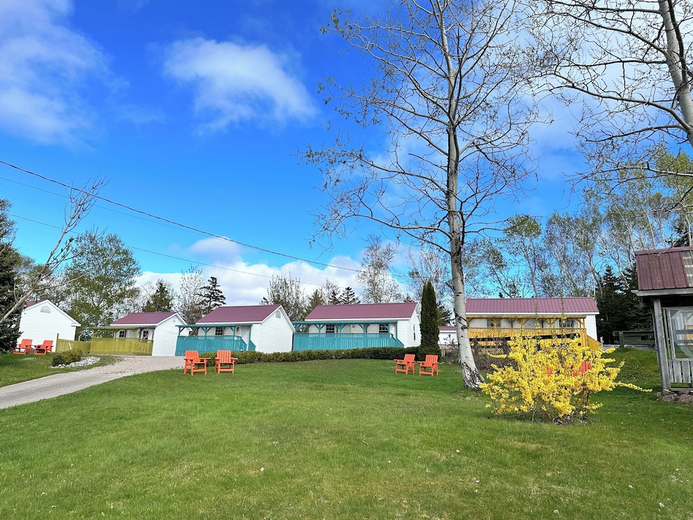 Skyline Cabins