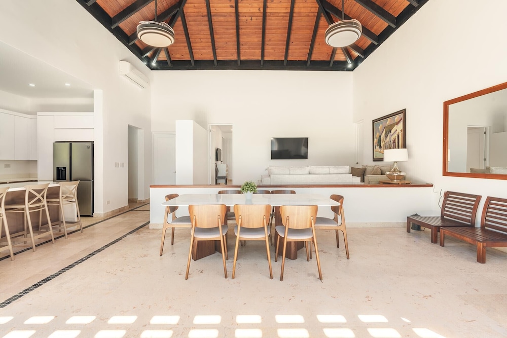 Amazing Villa With Private Patio bbq in Cap Cana