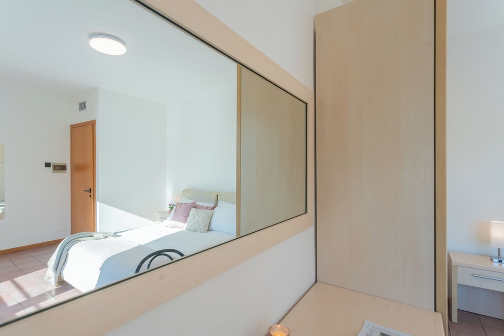 The Secret Lake View by Rent all Como