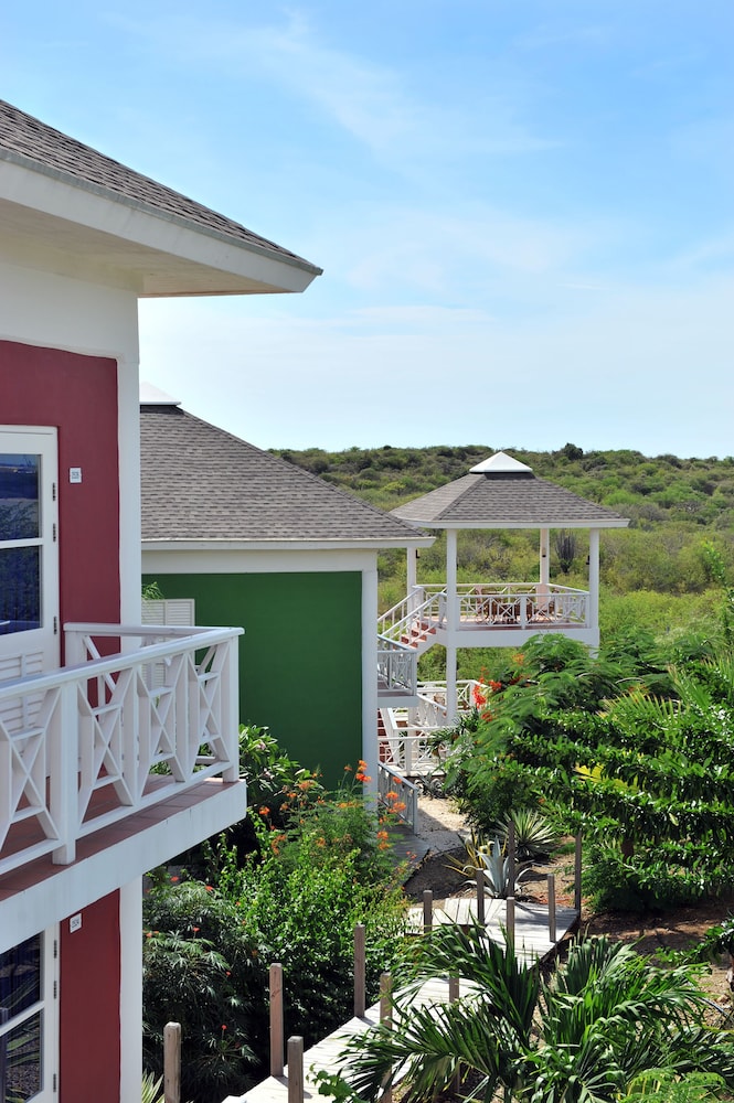 Chogogo Dive & Beach Resort Curacao