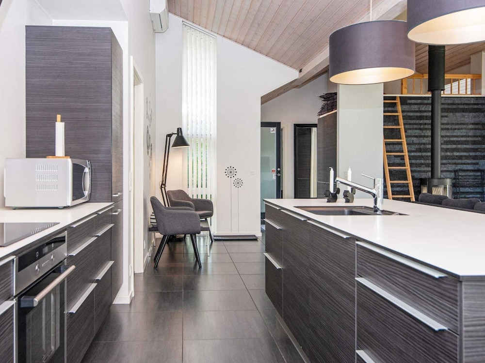 Holiday Home in Ebeltoft view 4