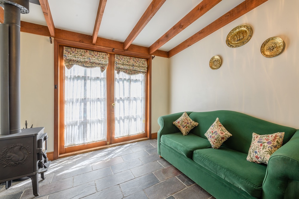 Bridge Cottage
