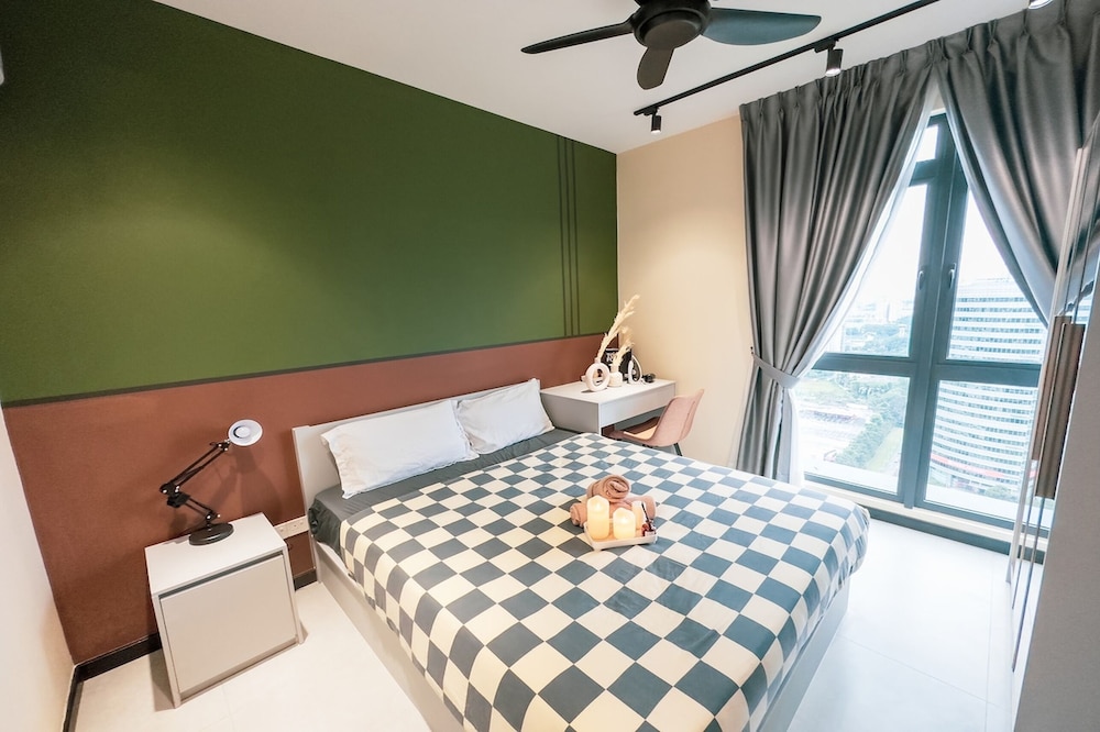 Neu Suites Horizon View Apartments