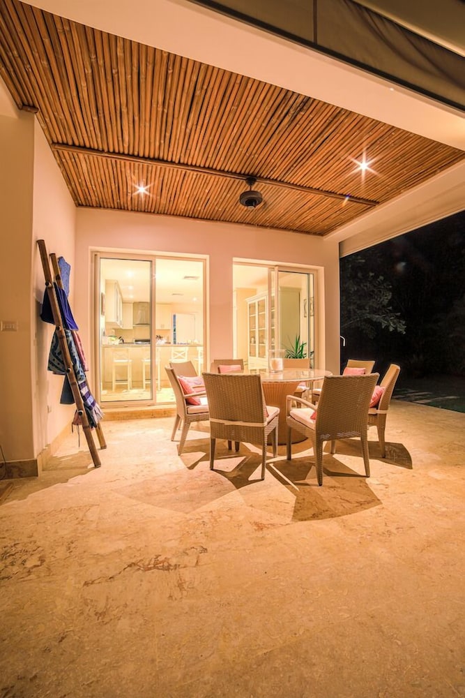 Hacienda B-03
