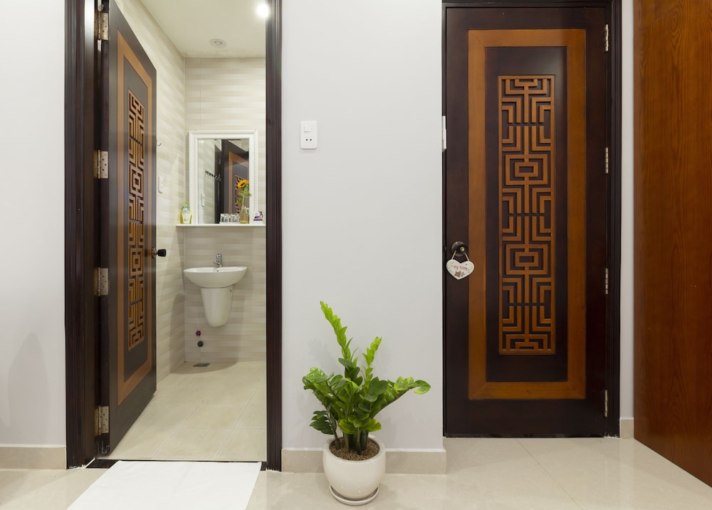 CBD Home - Home in Central - The Art