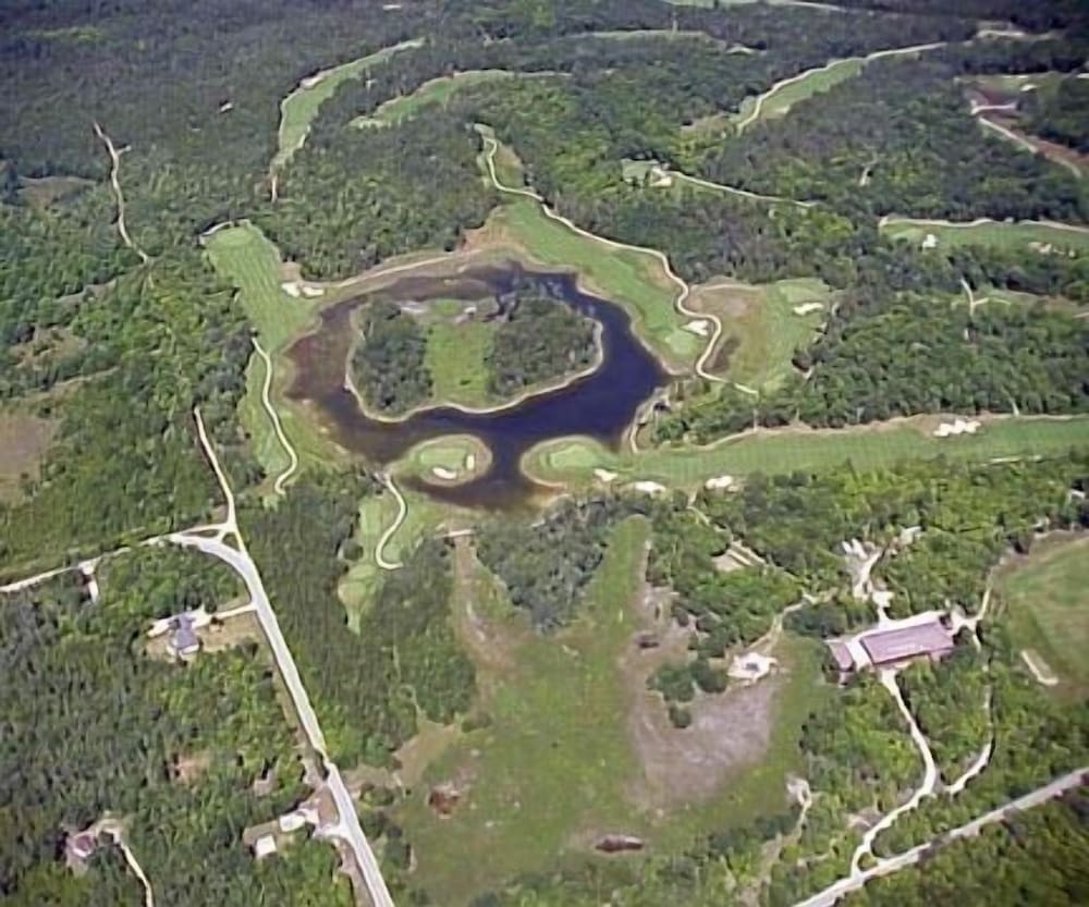 Drummond Island Resort