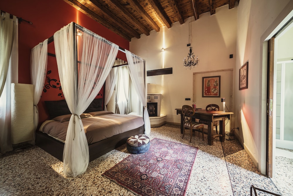 Relais Villa Gozzi B&B
