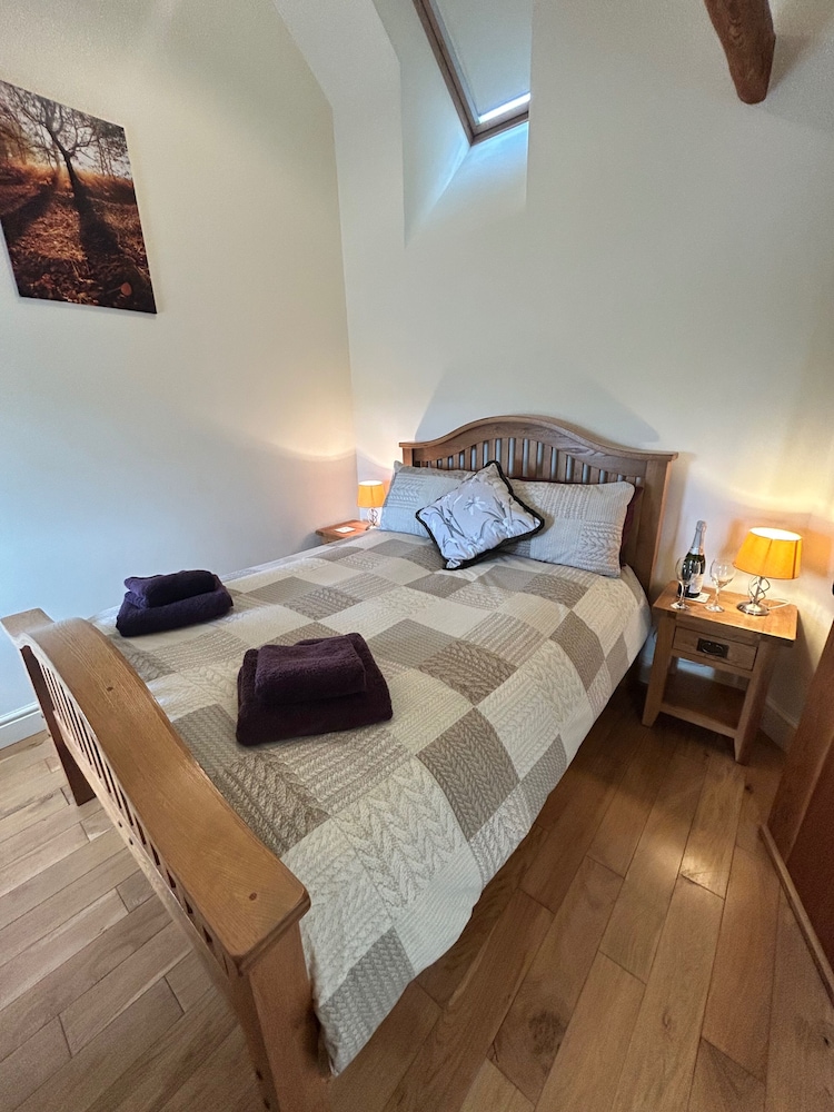 Cozy Grofftau Cottage in Ystrad Meurig