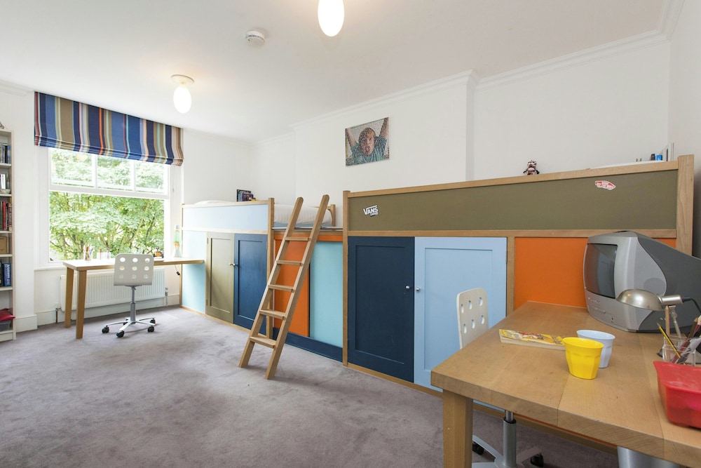 Leamington Road Villas II by Onefinestay