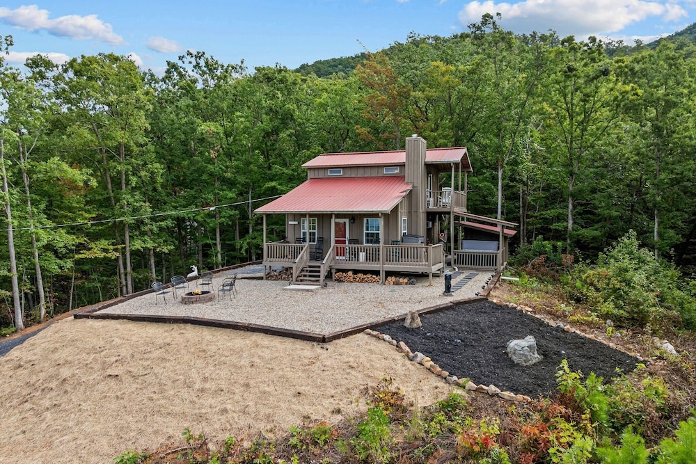 John Wayne View 3 Bedroom Cabin