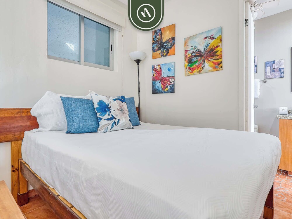Beachfront 2BR Condo With Pool and Beachclub
