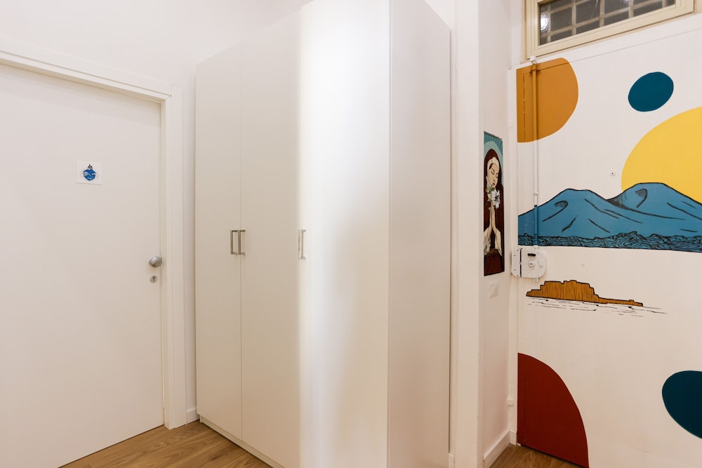 Santa Patrizia a Chiaia Apartment - Terra