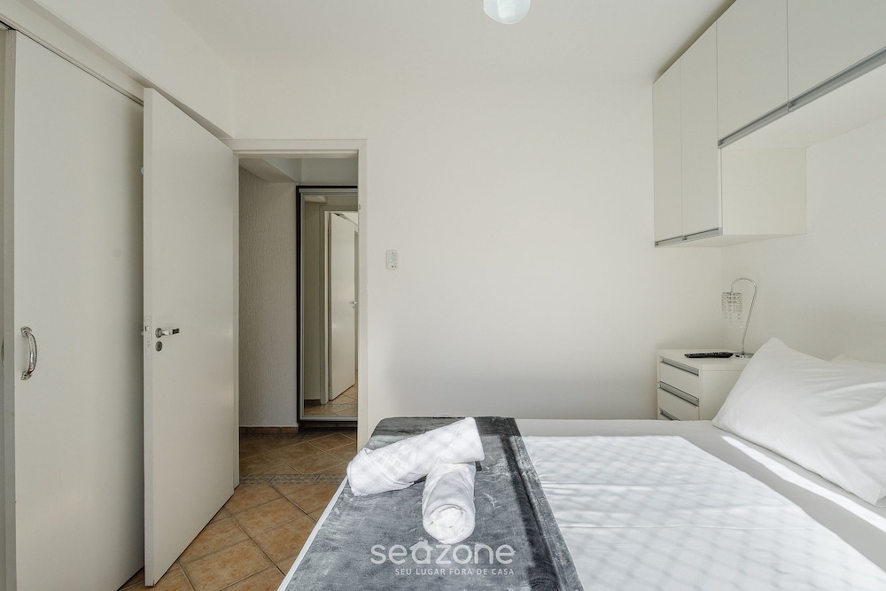 Apartment in a Seaside Building - Iptr0082
