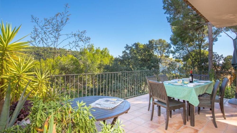 Ronda in Llafranc With 4 Bedrooms and 3 Bathrooms