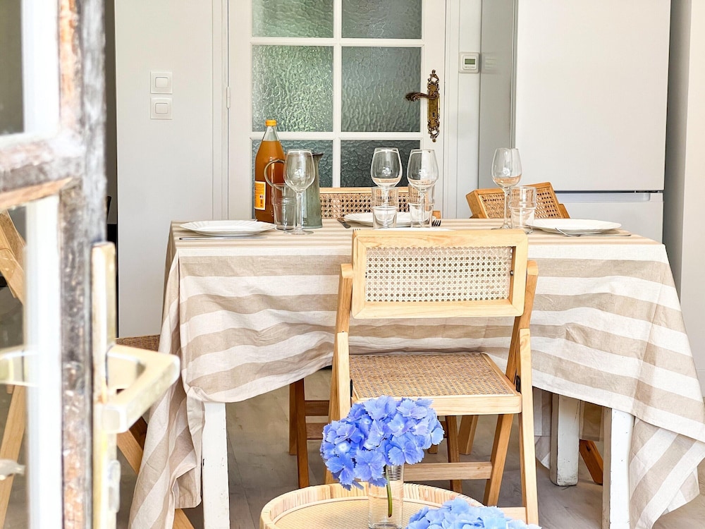 Dreamy Holiday Home With Garden