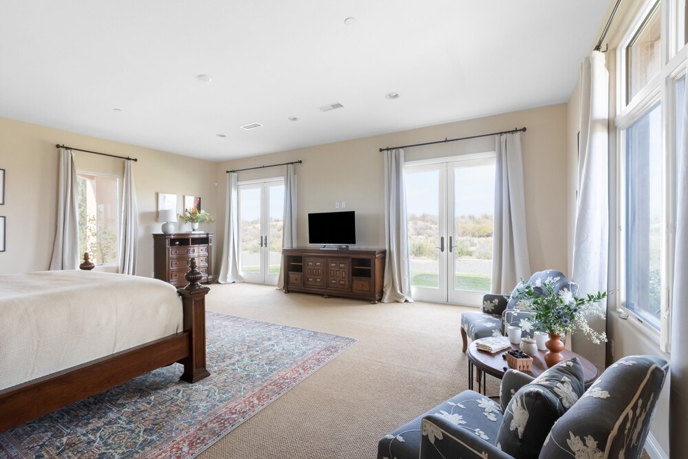 Palazzo Del Sol By Avantstay Breathtaking Home w/ Mountain Views & Hot Tub view 5