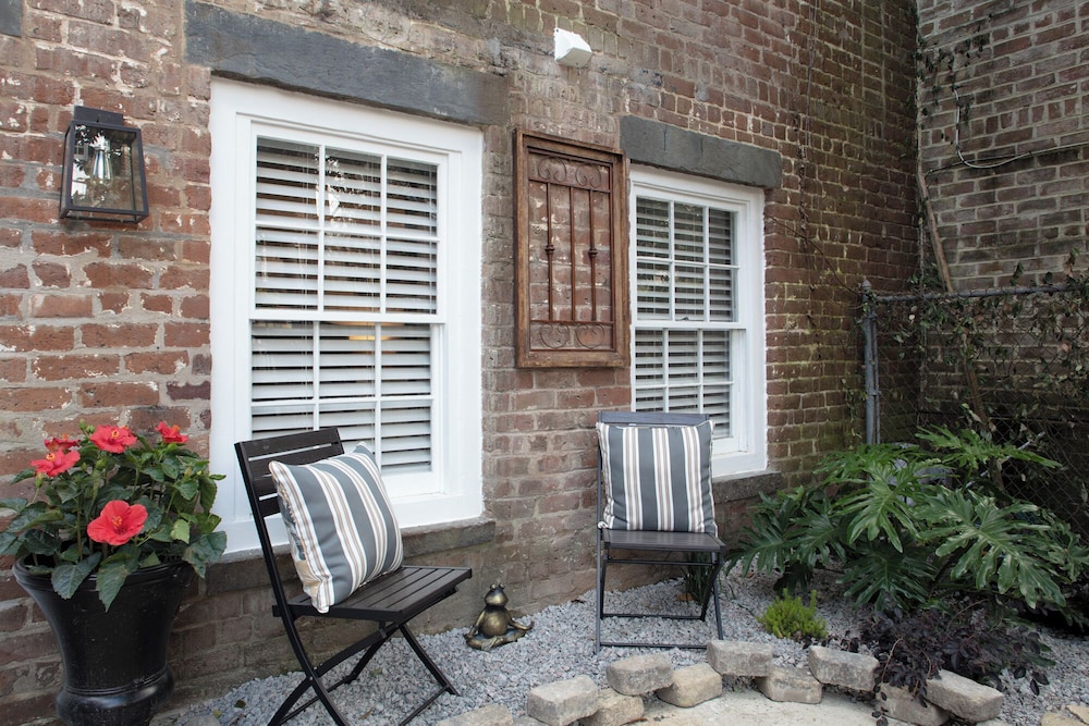 Restored Historic Home 5 BR 4.5 Bath