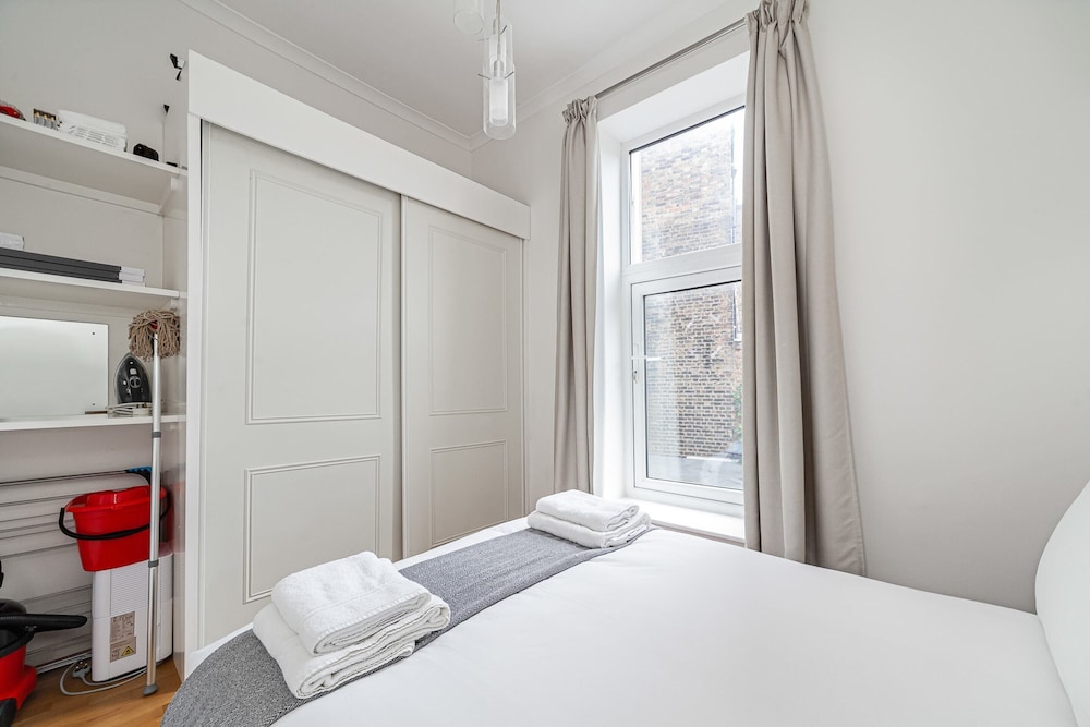 Period Flat in Islington With Modern Charm