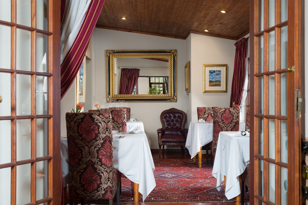 Bohemian Guesthouse & Bohemian Wellness & Spa
