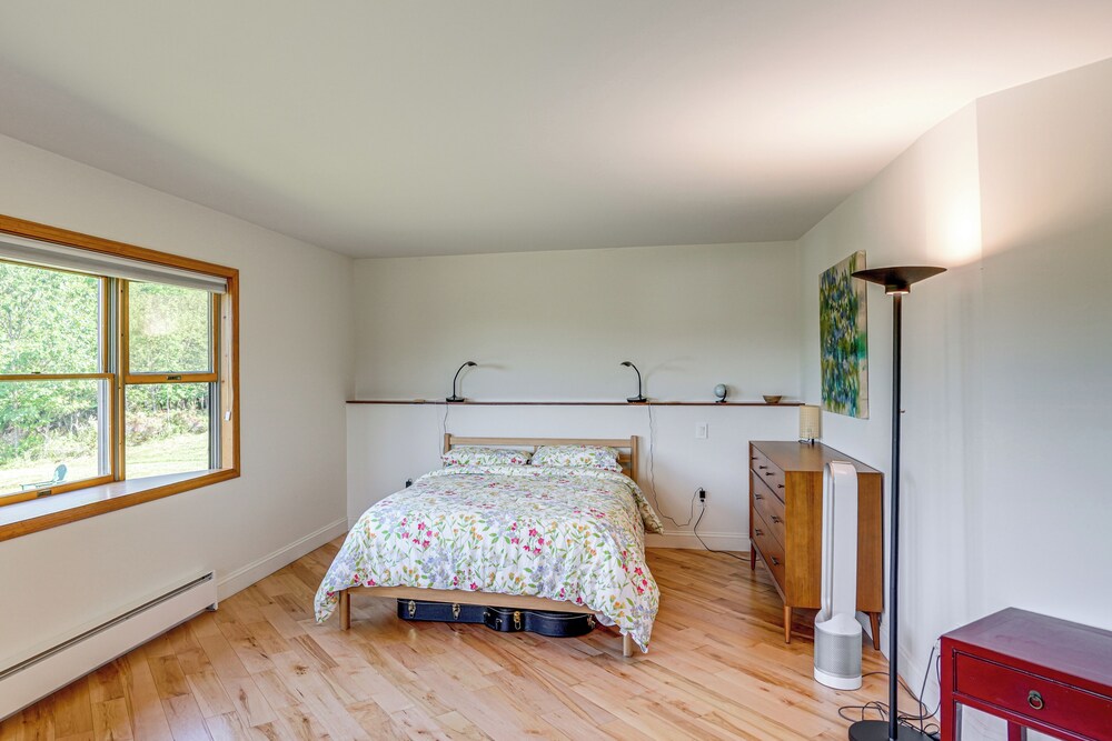 3 Mi Windham Mtn Club: Family Home w/ Yard