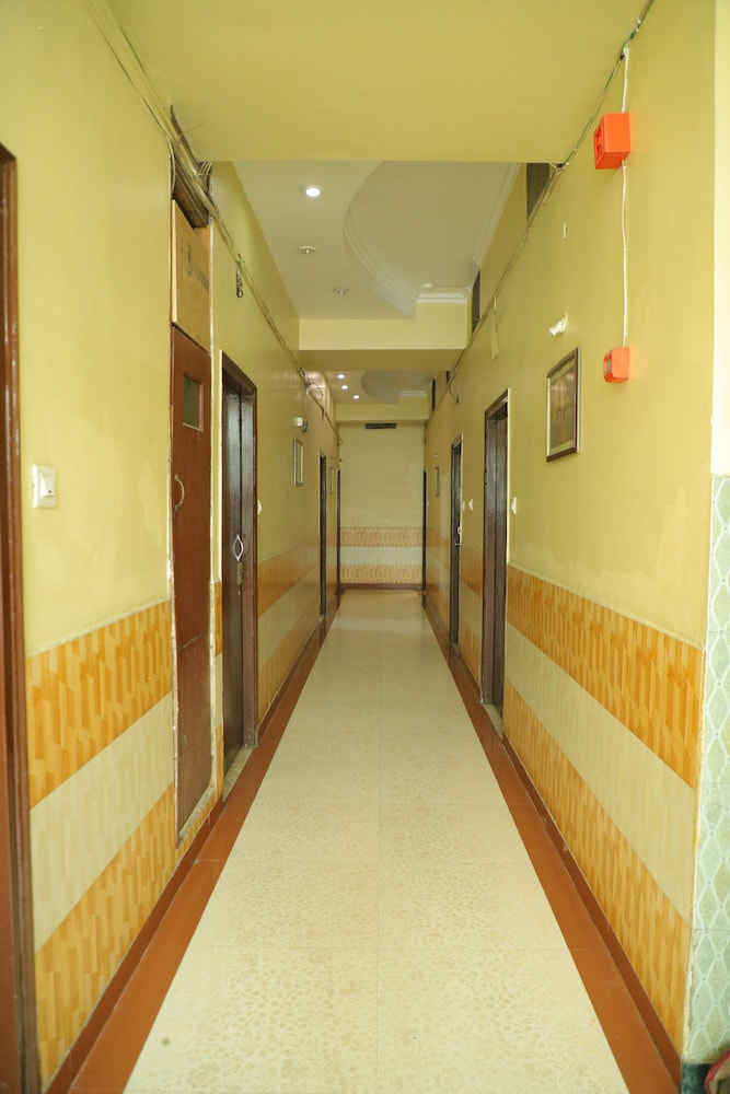 Hotel Shri Bhaskar