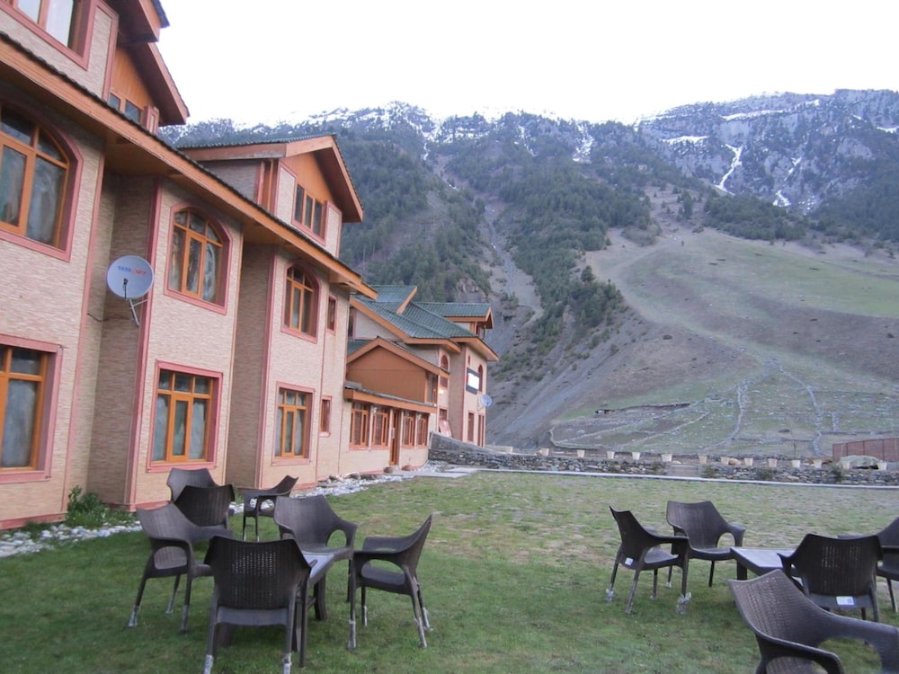 Hotel Akbar Sonamarg view 5