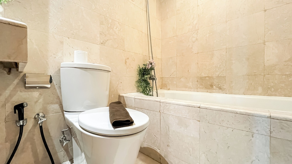 Contemporary Minimalist 2Br Apartment At Somerset Berlian Kebayoran Lama