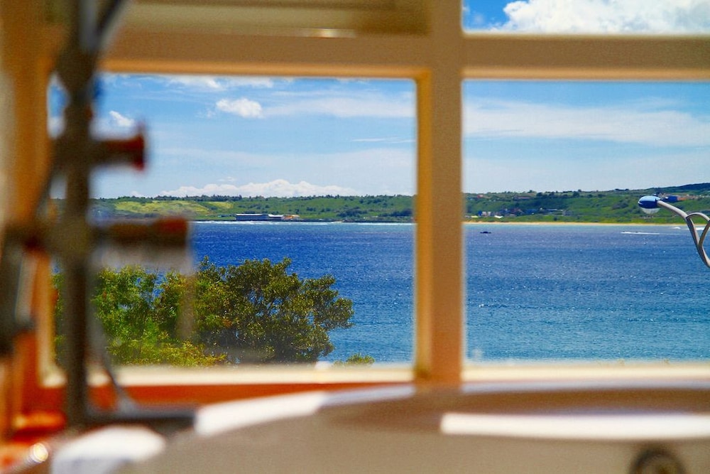 Just Hi Seaview B&B