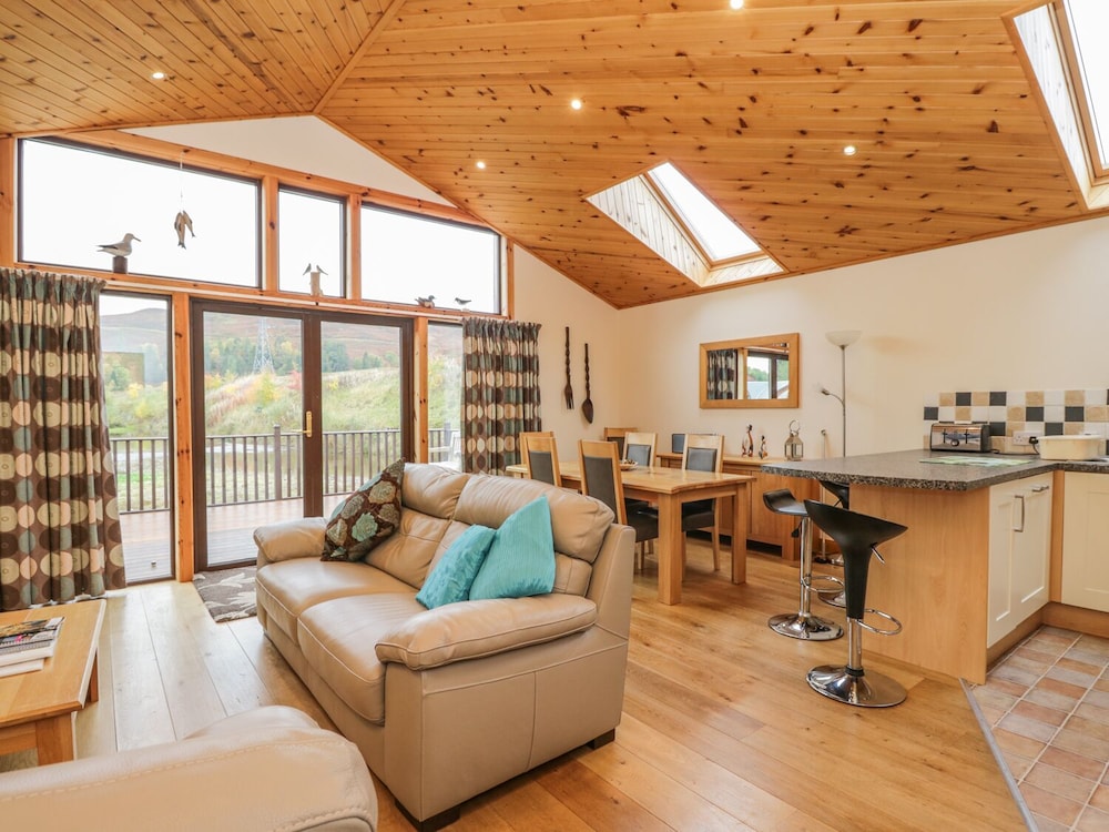 Burnside Lodge view 4