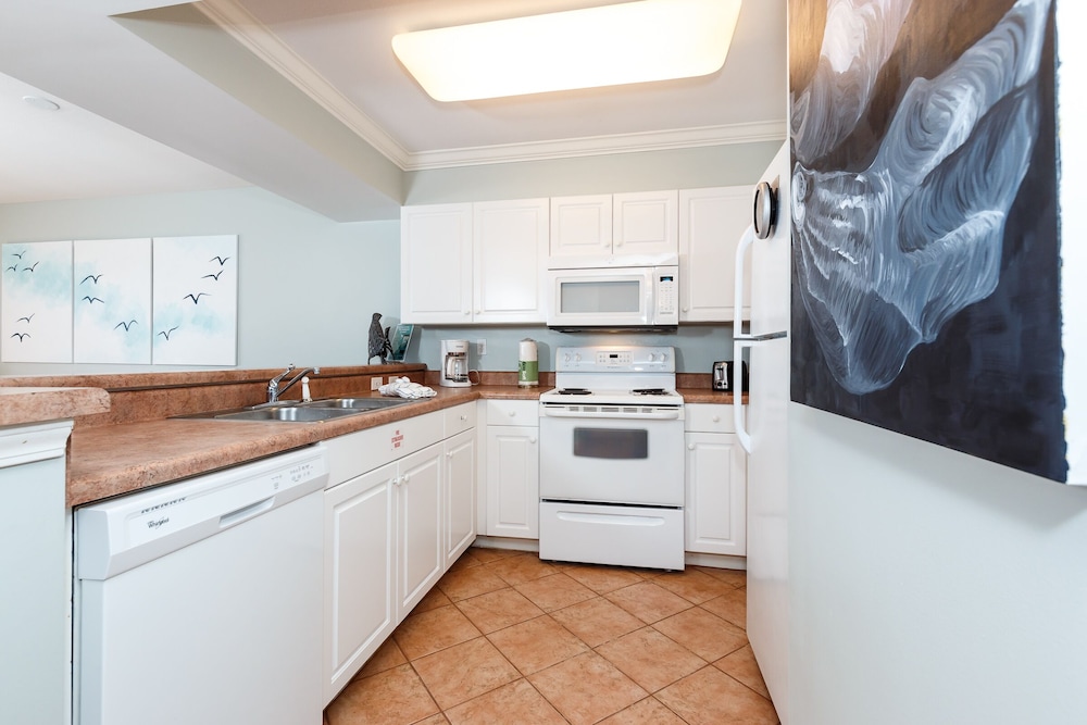 Pelican Isle 602 by Brooks and Shorey Resorts