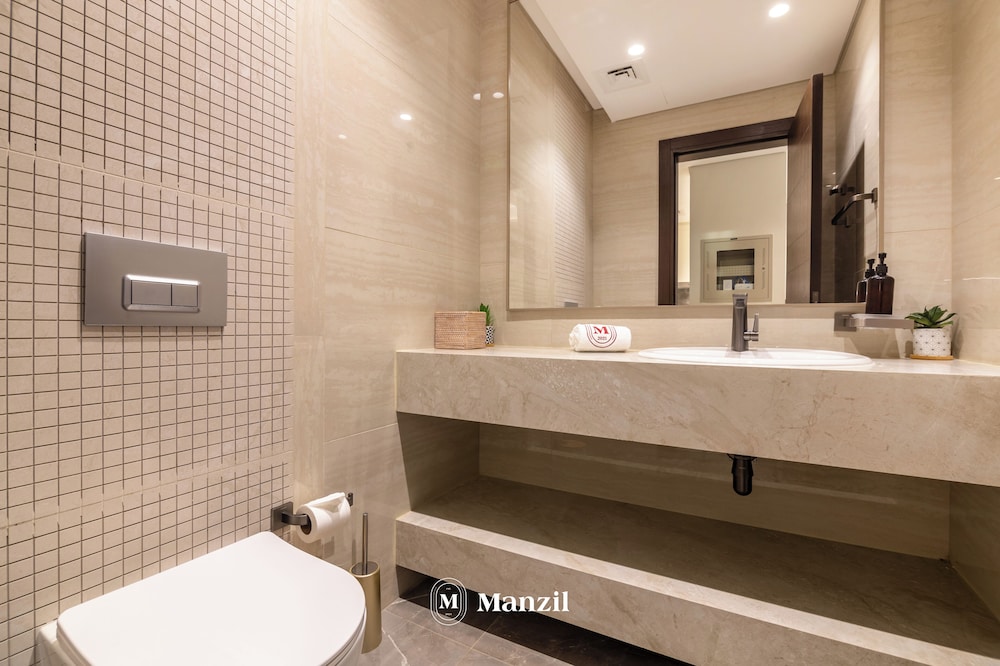 Manzil-1BR Apartment with Burj View