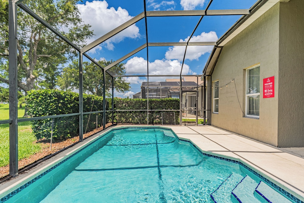 5Br Kissimmee Home W/ Pool & Game Room Fun - Image 5
