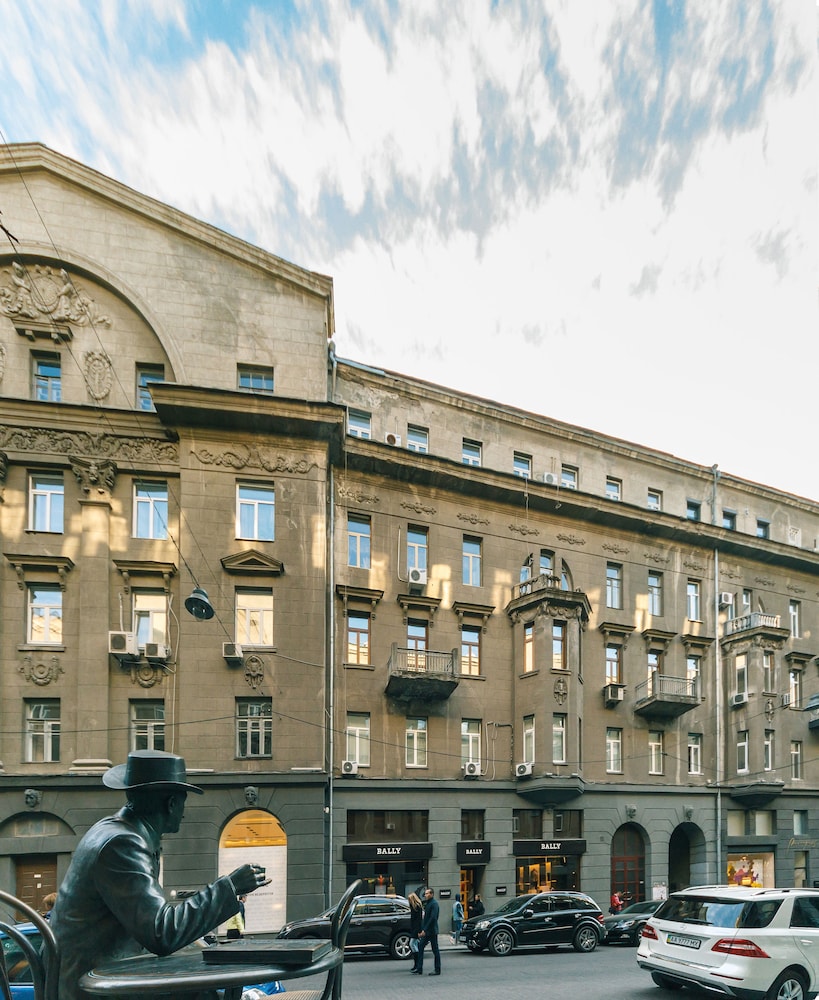 Apartment Khreschatyk 15