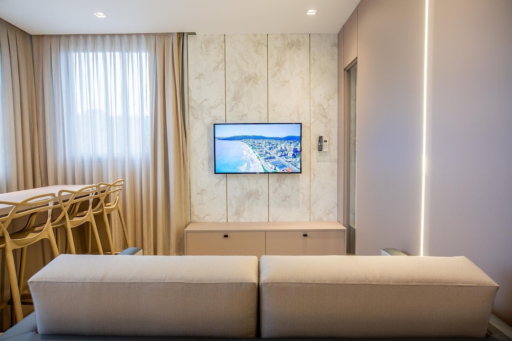 Elegance Residence