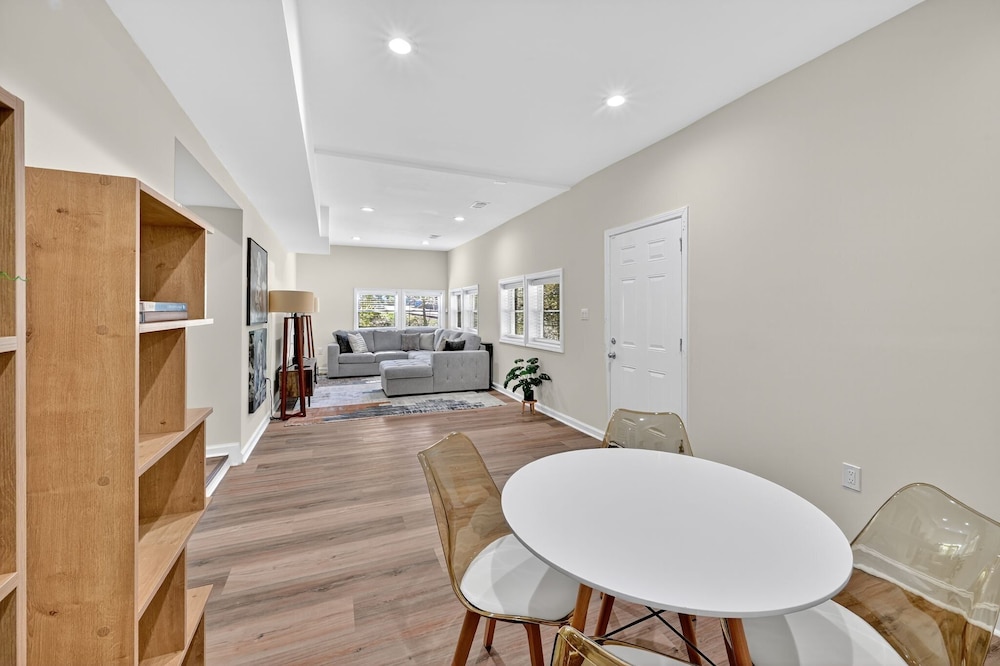 Atlanta Family Retreat 5br And Backyard 5 Bedroom Home