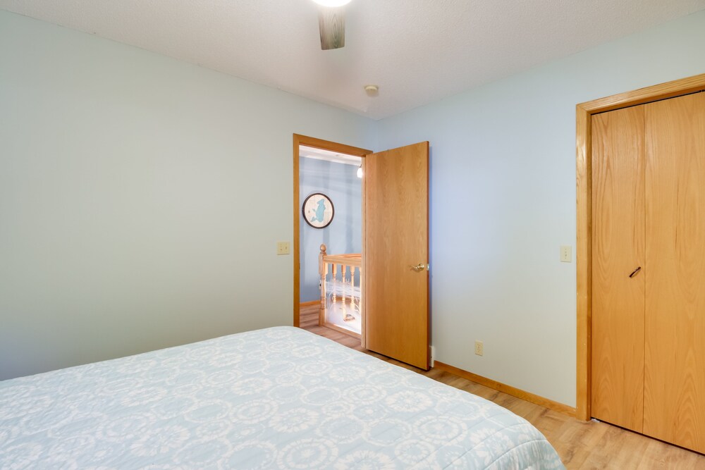 Alexandria Vacations - House on Lake Mary w/ Boat Dock  Lakeside Beach! - Property Image 5