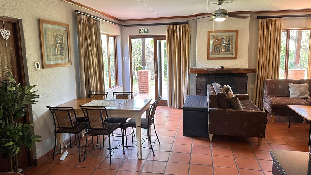 Greenway Woods Self Catering Unit no 9, Whiteriver