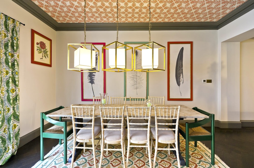 3 Bed Kensington Garden Flat