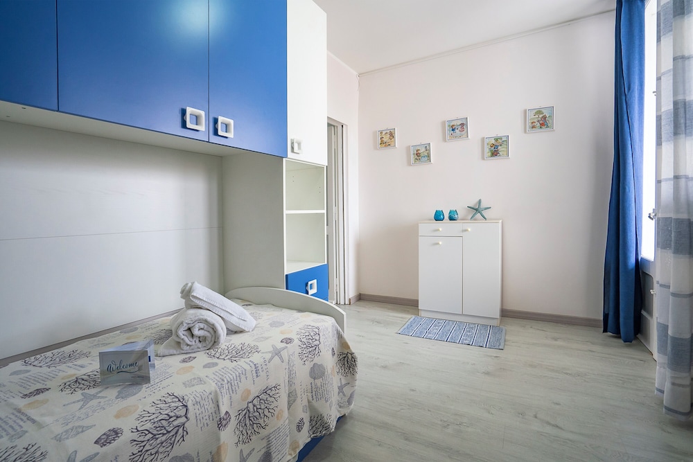 Riva Di Mare Apartment Near The Sea