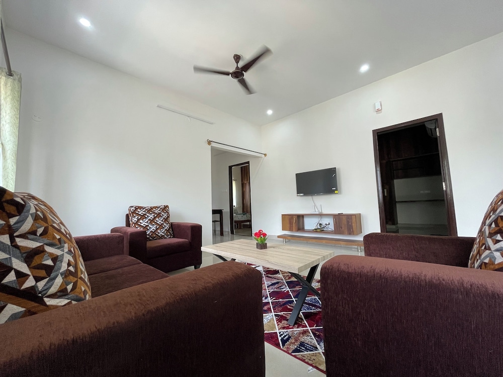 SSN HomeStays in Bangalore Near La Casa