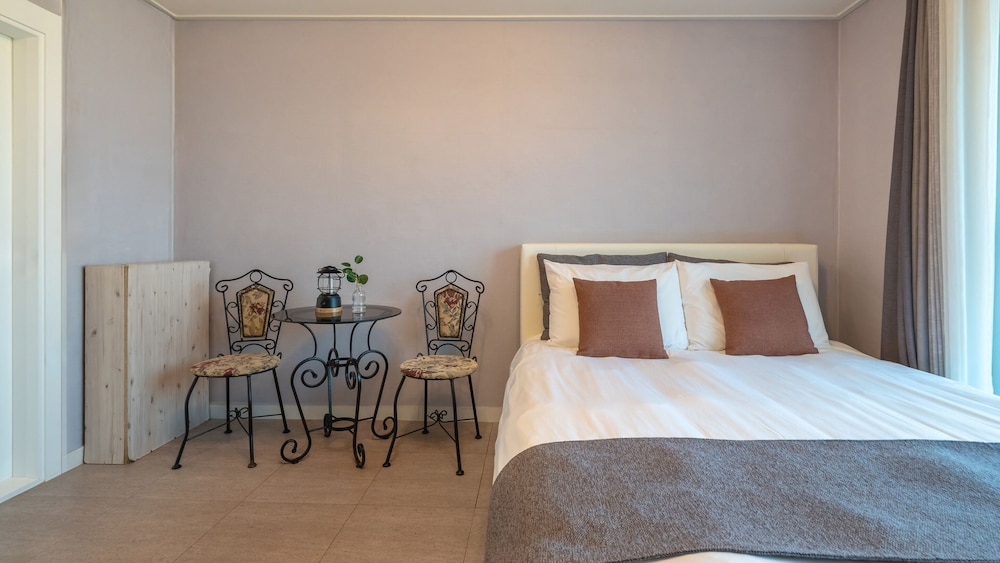 Sokcho Scenic House Pension