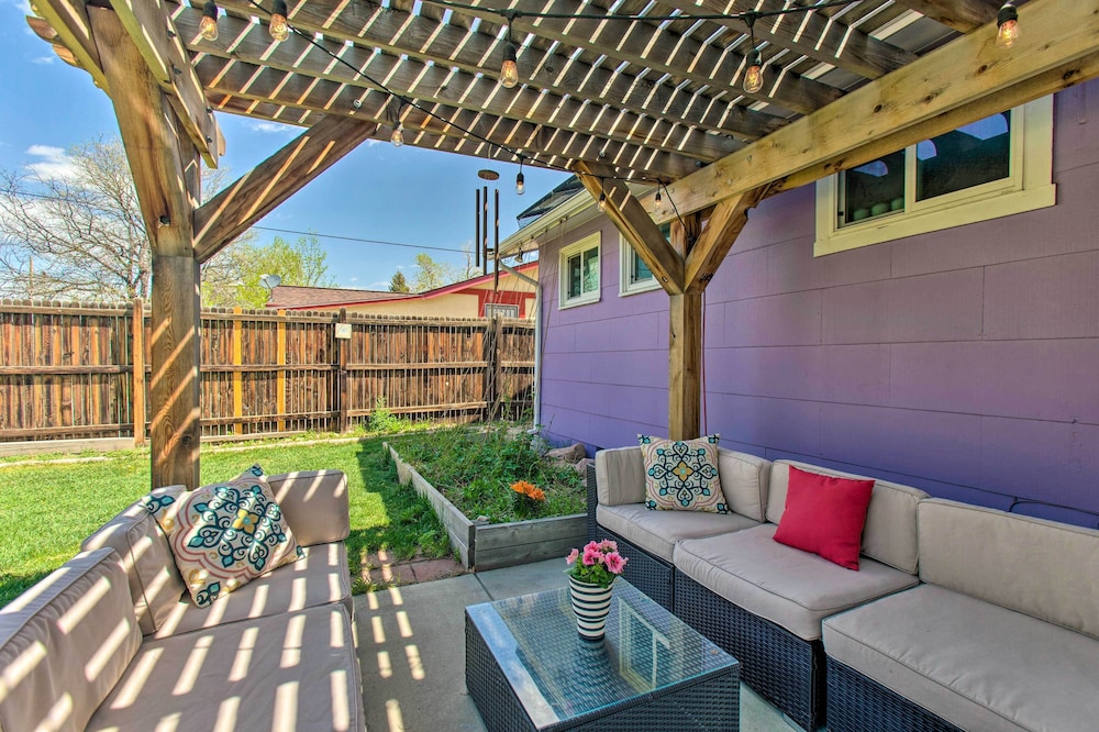 Patio, Grill & Yard: Cozy Denver Abode!